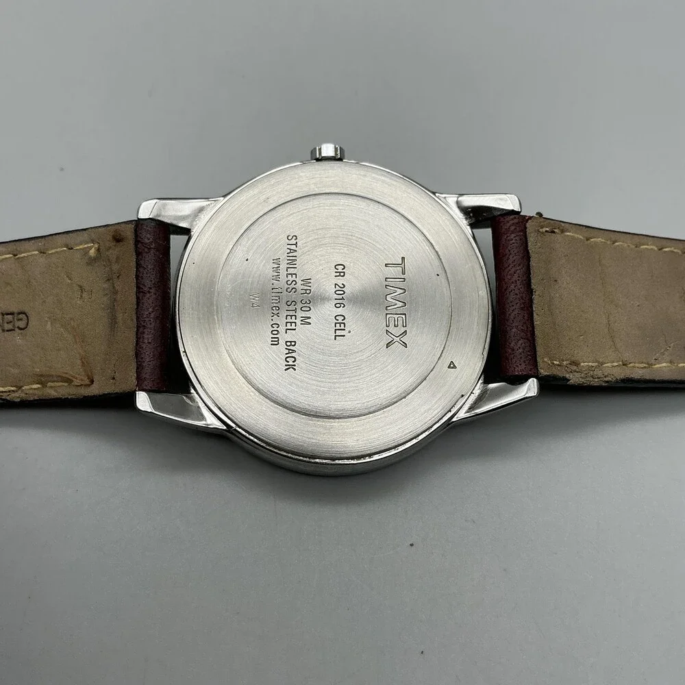 Timex Indiglo WR 30M Mens Watch 35mm Silver Tone Leather Day Date New Battery